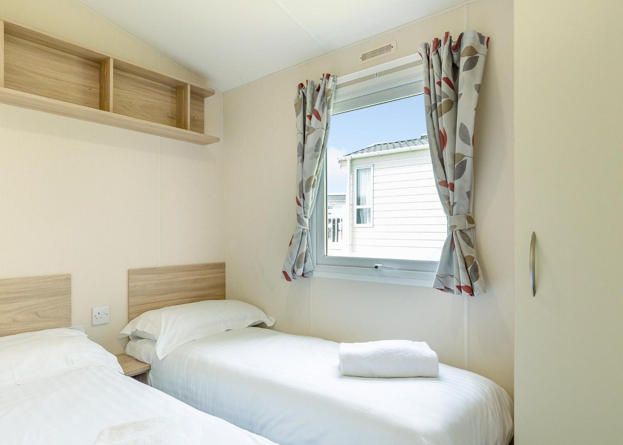 Meadow Lakes Holiday Park St Austell Dış mekan fotoğraf